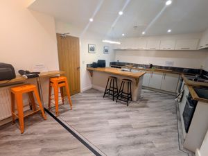 Photo 24- click for photo gallery